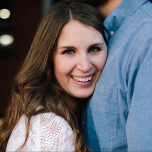 Meet your Posher, Alexis